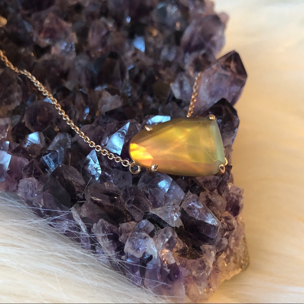 Kendra Scott Isla necklace